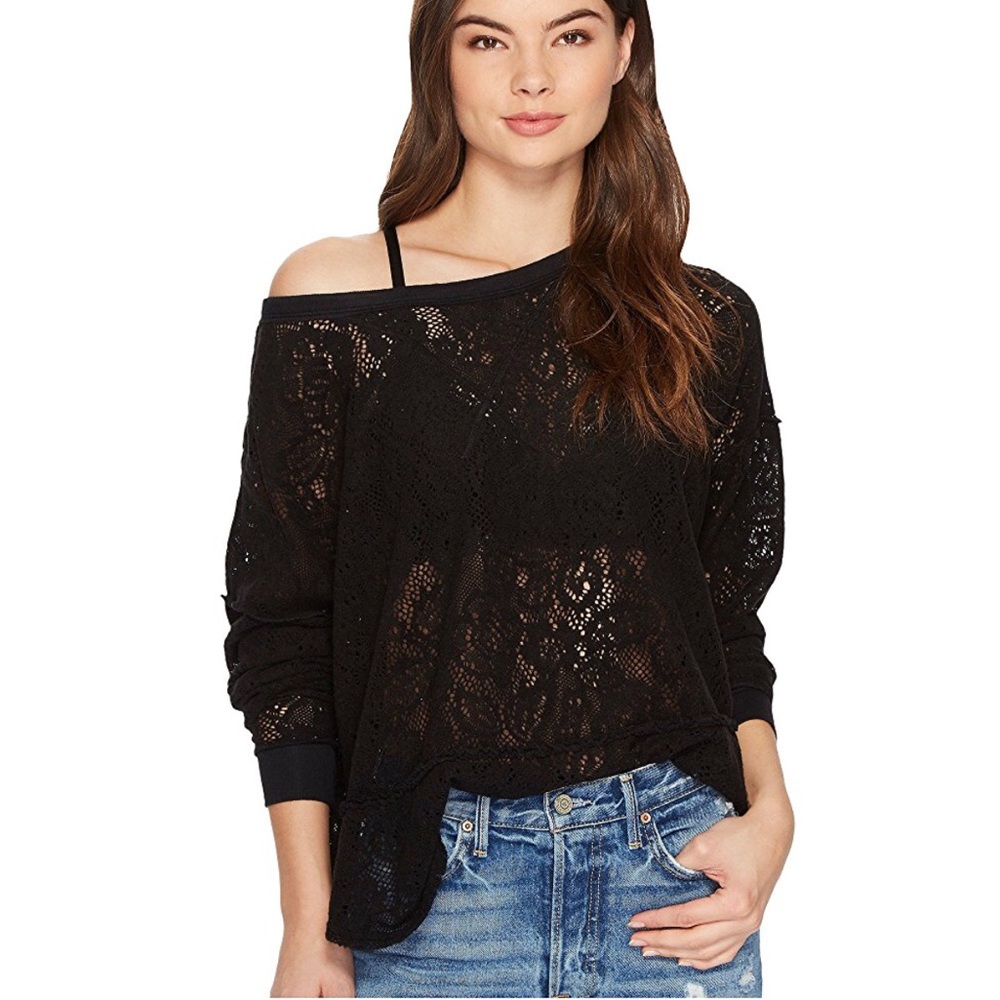Free People not cold in this top